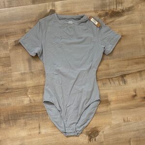 SKIMS Fits Everybody T-shirt Bodysuit in Moonstone